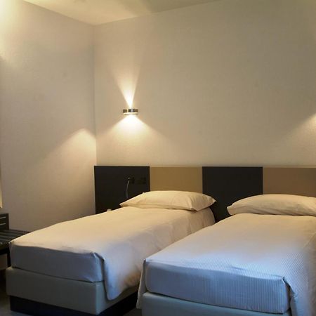Hotel San Lorenzo Chiavenna Eksteriør bilde