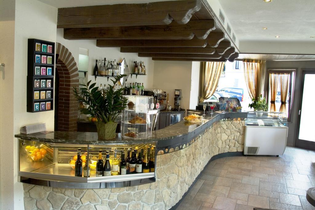 Hotel San Lorenzo Chiavenna Eksteriør bilde