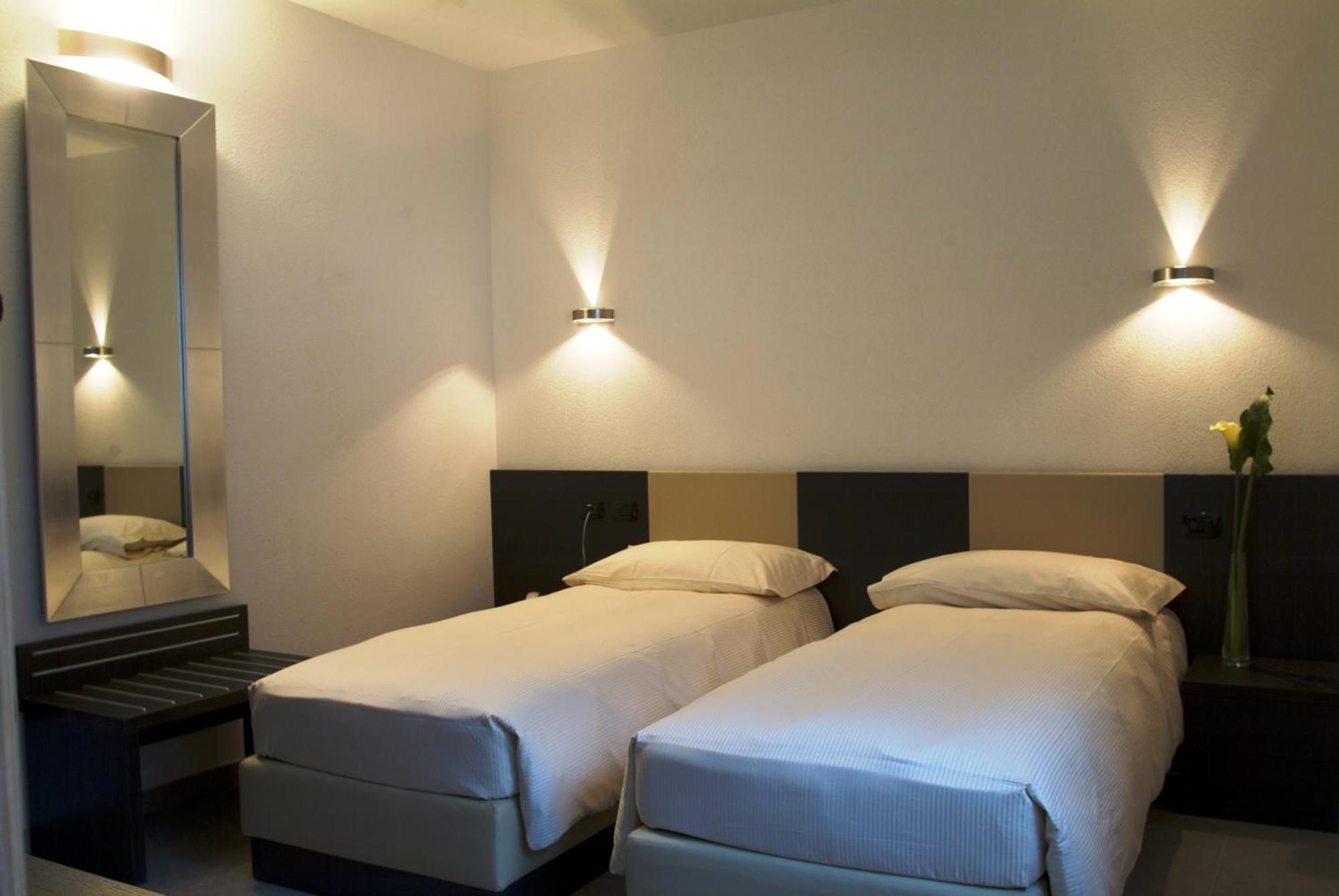 Hotel San Lorenzo Chiavenna Eksteriør bilde